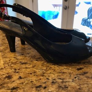 Life Stride Navy Blue Strap Heels